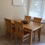 Schuetz דירה *